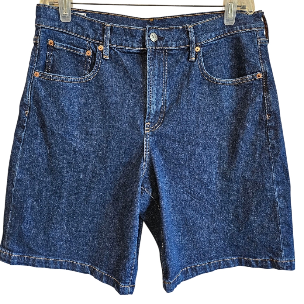 Gap Stride Bermuda Shorts Womens Size 14.